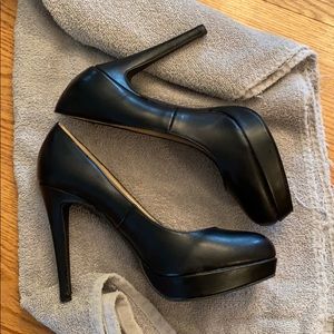 Bakers Black 6in Heels